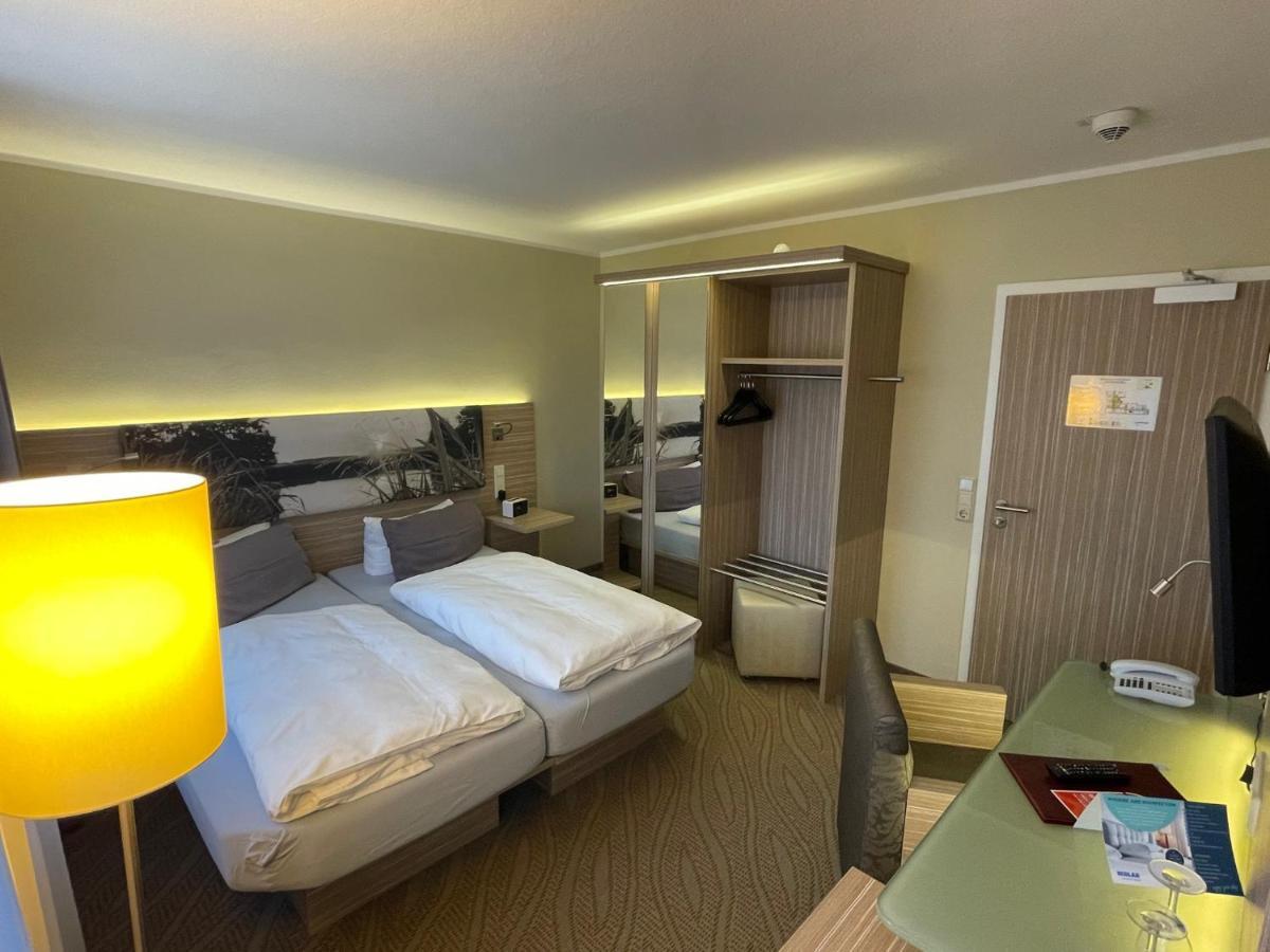 Hotel Am Untersee Bantikow Екстериор снимка