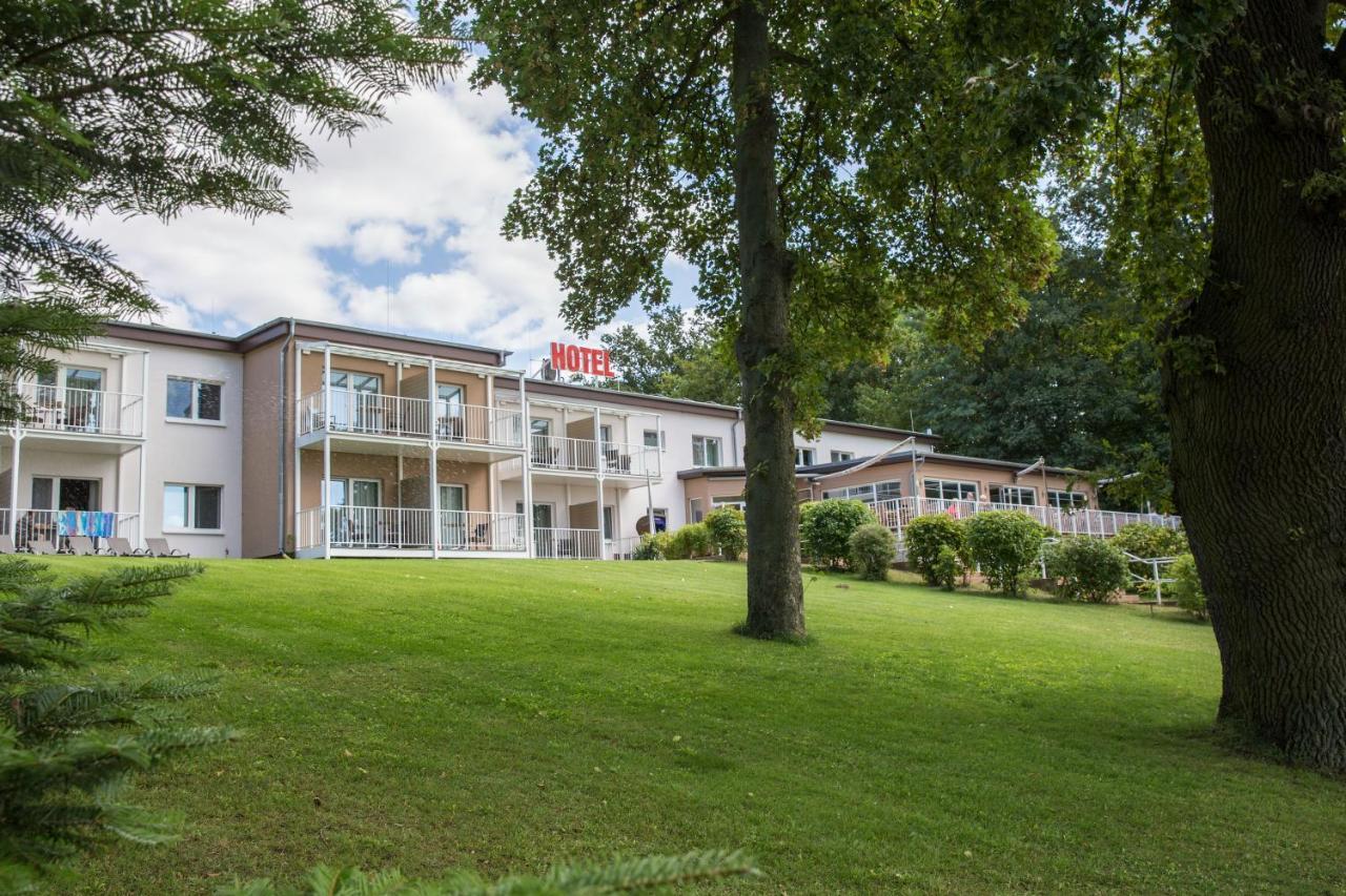 Hotel Am Untersee Bantikow Екстериор снимка