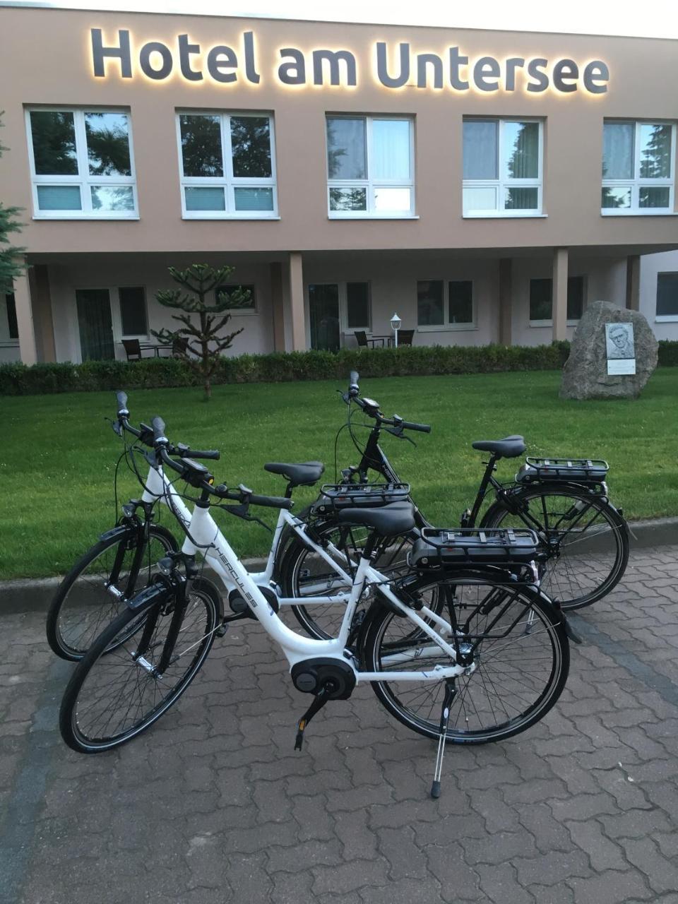 Hotel Am Untersee Bantikow Екстериор снимка